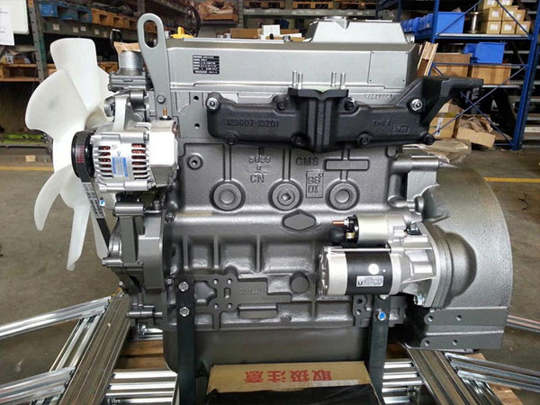 Yanmar-4TNV98A engine